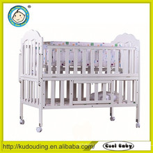 Comfortable baby classic design wooden bed